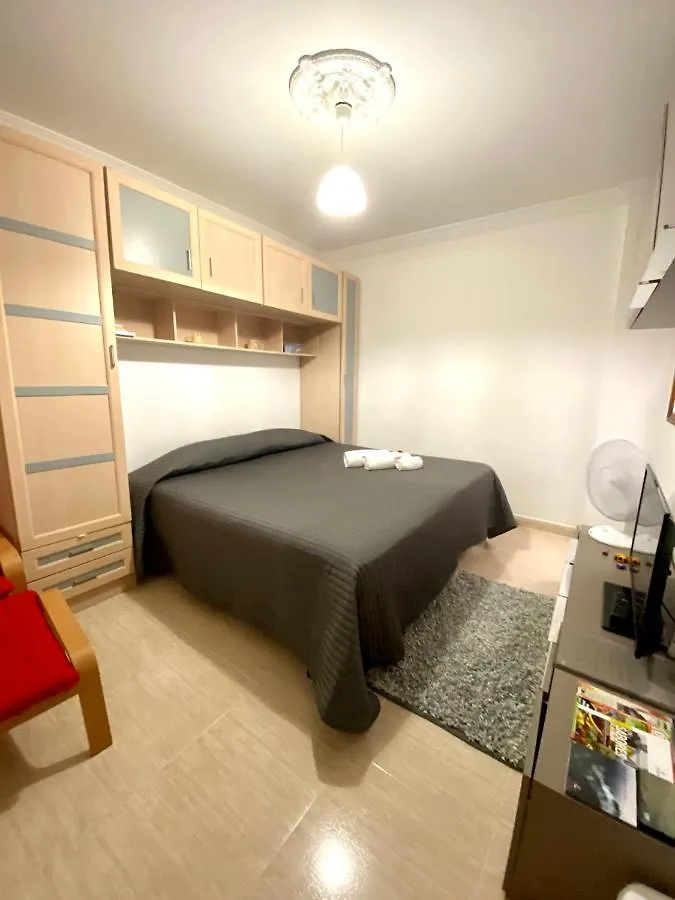 Amplia Habitacion En Los Llanos De Aridane Homestay